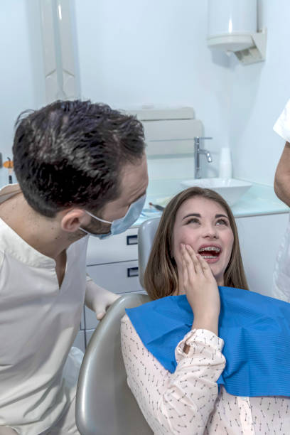 Best Emergency Denture Repair in Key Center, WA
